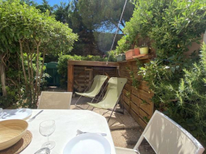 Studio cabine rénové 4 pers. avec terrasse et parking privé - Gruissan Port - FR-1-229-803